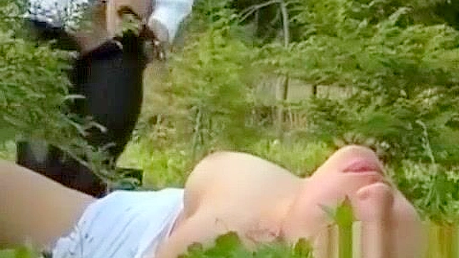日本美女真美麻矢获得激烈的肛交体验-JAV