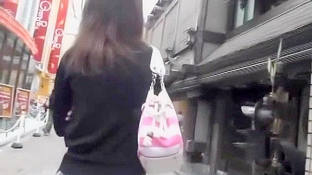 日系风骚女户外情色束缚戏码激情演出