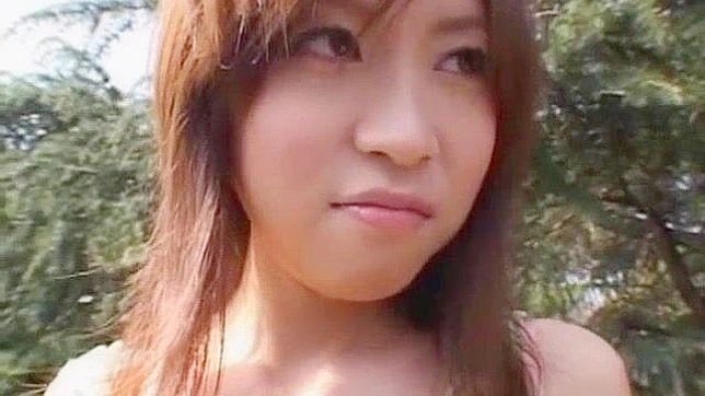 日裔色情明星伊泽千夏在新户外JAV影片里