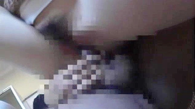 日本女孩Akane樱花的异国情调面部喷射与巨乳JAV视频展示