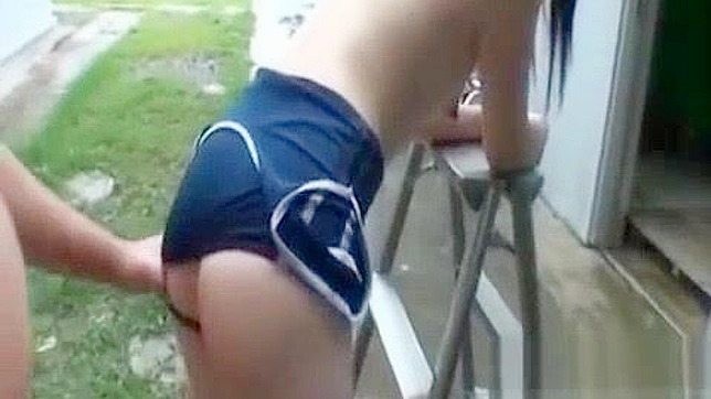 日系安里杏奈的娃娃式狂野激情玩弄技巧