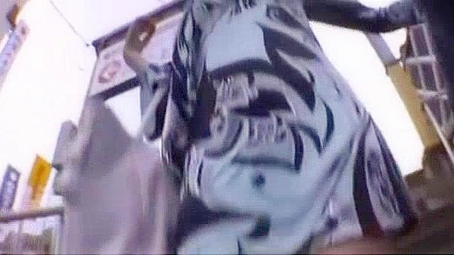 日本色情明星辻さやか在燃燒的JAV電影中