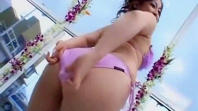 异国情调户外群交JAV，主演：Sara Minami、Ayumu Kase和Emiri Kato