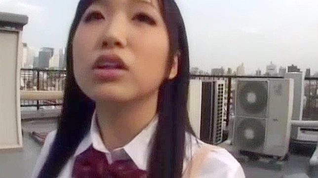 日式激情：松下明里户外诱惑口交特辑