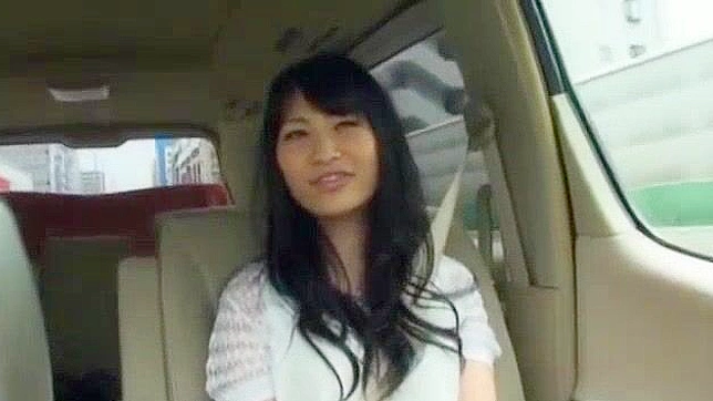 日本美女Yukina Narumi户外JAV电影中的超赞口交秀