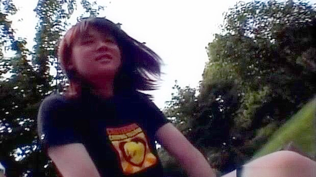 日系美女在公共场所享受口交和指操的快感