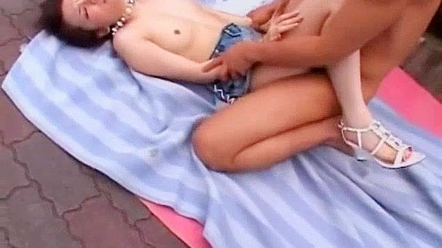 日本淫娃Rio Kitajima在令人震撼的POV JAV场景中