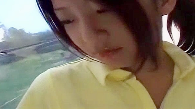 日本荡妇佐藤さとみ疯狂口交与手指刺激的JAV电影