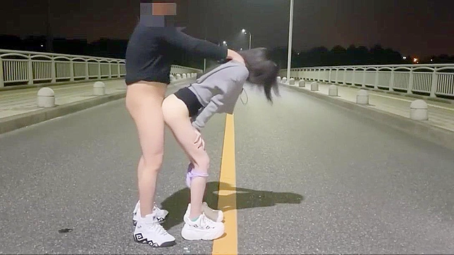 日本熟女献上震撼口交与狂野性爱，必看！