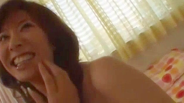 异国风情日本女优AKI香田在热辣BDSM日式成人片中