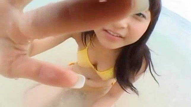 日系美女藤崎楓户外激情软式JAV片段热拍中