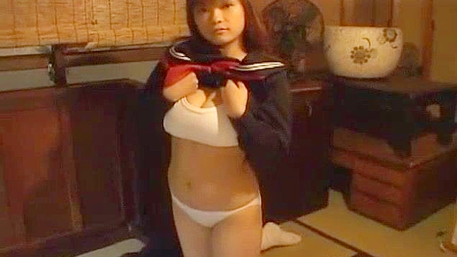 高桥安日本AV精选：激情自慰器具与淫乱狂欢