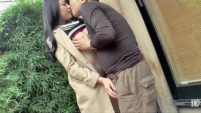 日本AV女优深本晴香与未切阴茎激情做爱，必看！~2021年版