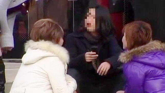 狂野日式硬核手交场景~JAV视频中的日本色情明星