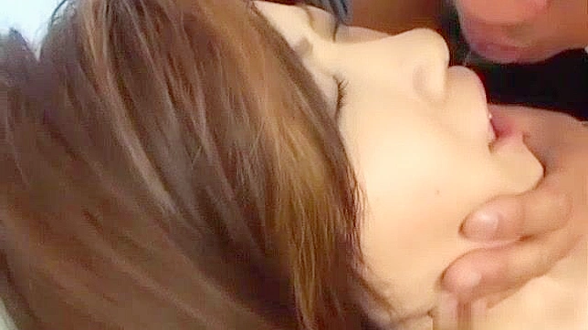 无码日本美女爱川留使用情趣玩具的激情JAV片段