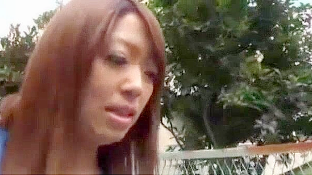 日本色情明星美咲ひな户外激情冒险JAV片段