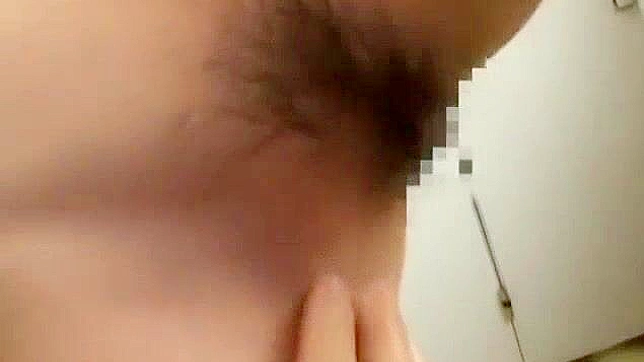 户外Ryoko Konishi的超赞日本性感口交秀