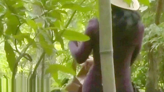 日本AV女星Yuma的激烈口交场面展示