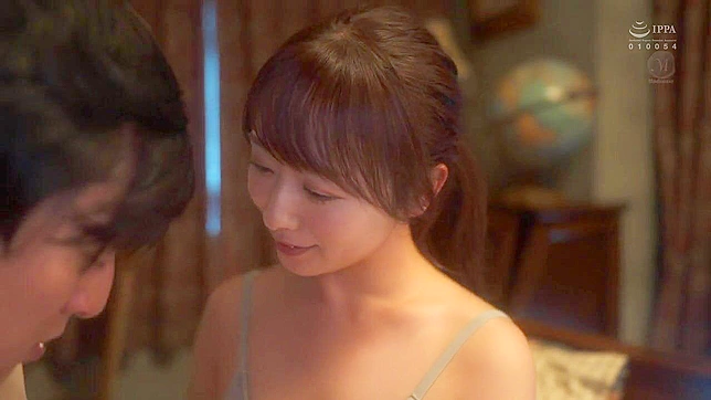 日本少女被捆绑羞辱后遭猛烈做爱体验