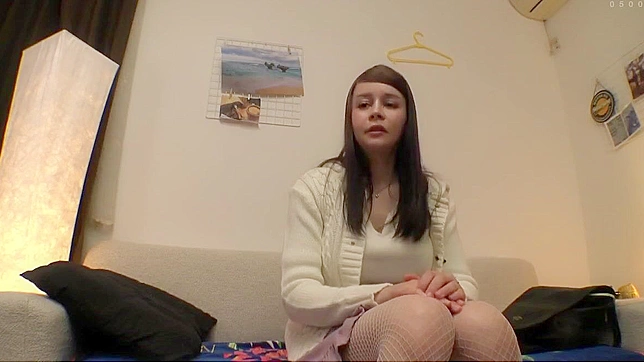 被性感已婚熟女用震动棒诱惑～巨乳妖精展示大屌错过的快乐！