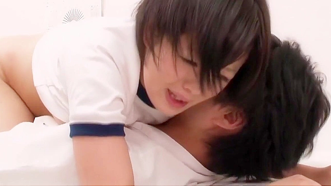 性感日本美女狂野激情表演—独家业余实拍！