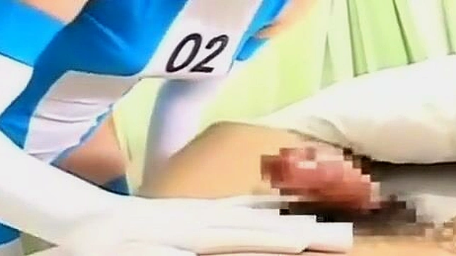 日本美女掌控一切 – 迷人AV女优化身性感机器人护士！