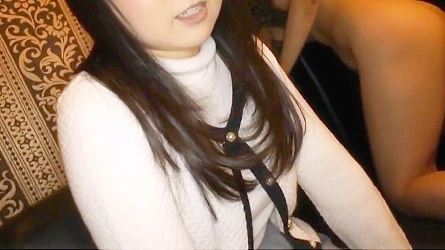 日本女学生与帅气男友在第一集中的激情戏份