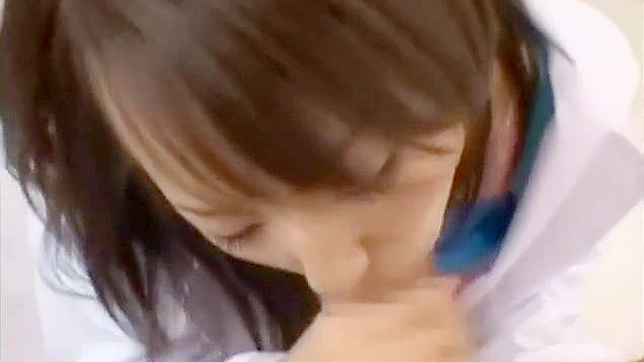 日本护士在Cuckhold JAV中~性感由美的狂野冒险曝光！