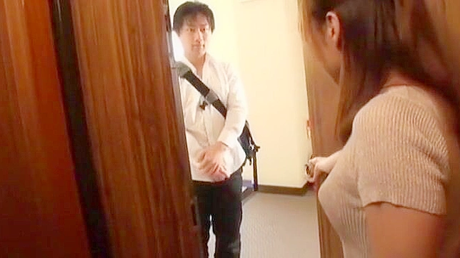 日本魅惑女巫Reona Kanzaki穿诱惑内衣，小胸警告！