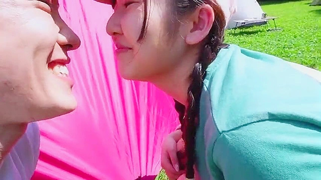 日本美女通过群交和骑马机的高潮快感体验