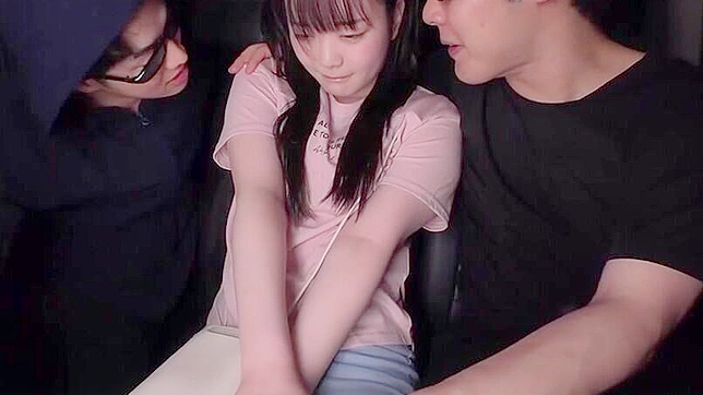 日本美女被束缚后大声呻吟屈服为奴