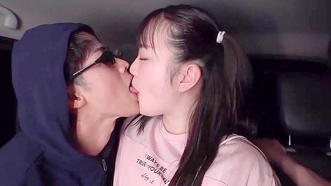 日本美女被束缚后大声呻吟屈服为奴