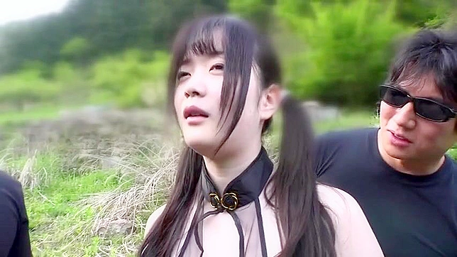 受辱的亚洲宝贝在与男友激烈性爱中尖叫不止