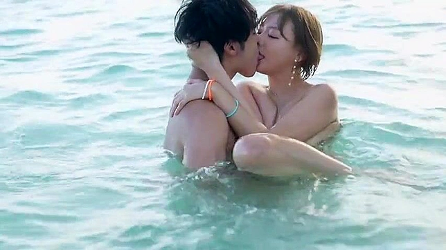 性感日本女奴生日被绑住群交羞辱