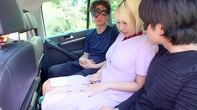 日本女仆色情奴隶：羞辱、束缚与高潮体验