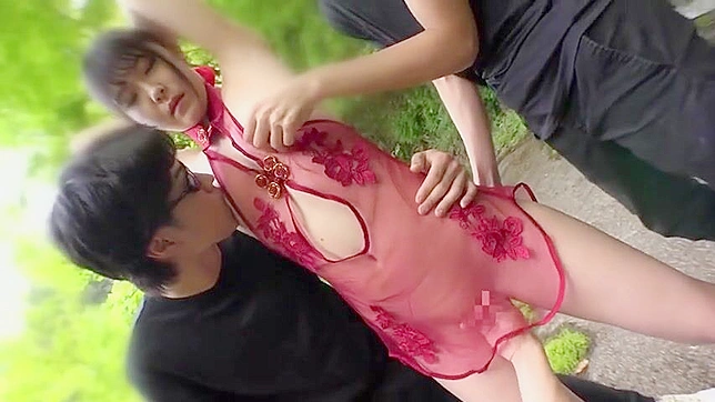 羞辱奴隶训练—日本美人午休被同事绑着操逼