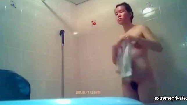 发现小胸毛茸茸的JAV女郎的魅力！