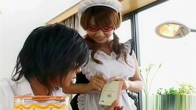 JAV女神小坂めぐる在淋浴中变得湿滑—必看！