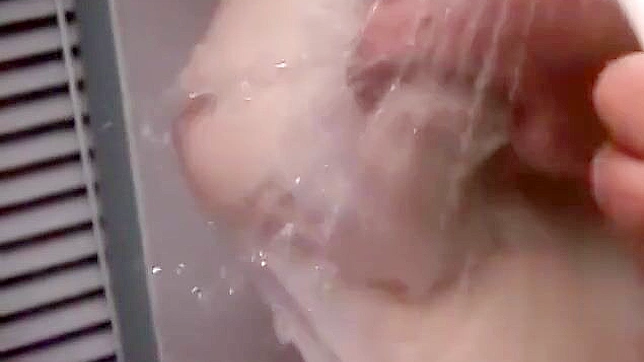 日本魅惑女巫奉上震撼口交必看JAV影片