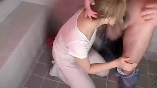 日本魅惑女巫奉上震撼口交必看JAV影片