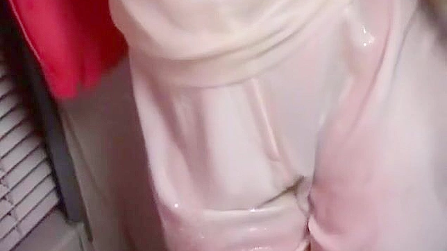 日本魅惑女巫奉上震撼口交必看JAV影片