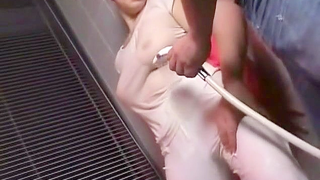 日本魅惑女巫奉上震撼口交必看JAV影片