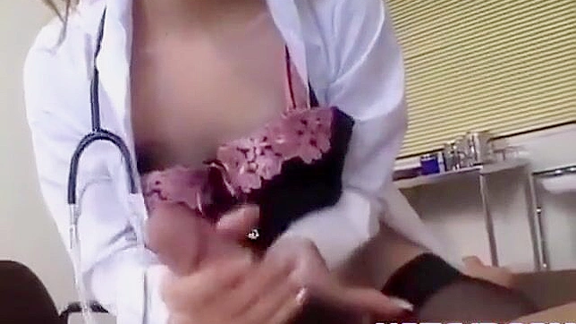 JAV头像：探索迷人的足恋场景世界