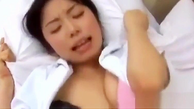 日式护士提供超乎想象的愉悦体验—仅限成人观看！