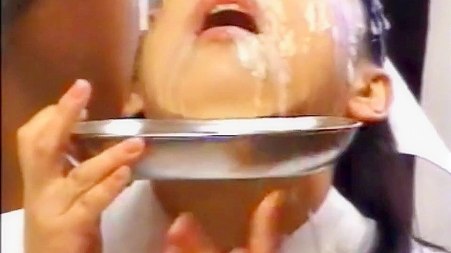 享受~一位放纵的JAV女优化身性感护士经历多人射精！