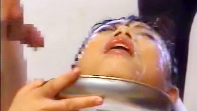 享受~一位放纵的JAV女优化身性感护士经历多人射精！