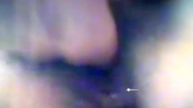 释放你的欲望，与这位诱人的JAV新人一起~ 立即观看我们的最新视频！