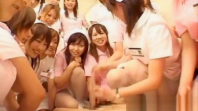 日本无码女优释放欲望~调皮护士接管第二部分