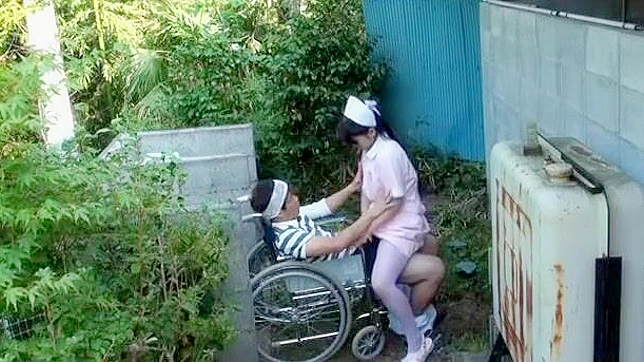 松田舞的诱惑性舔阴在独家日本JAV情侣视频中