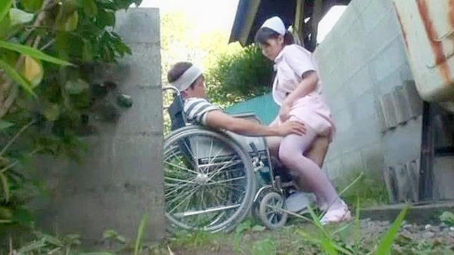 松田舞的诱惑性舔阴在独家日本JAV情侣视频中